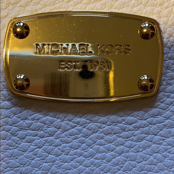 SOLD...Michael Kors Wristlet - Picture 2 of 3